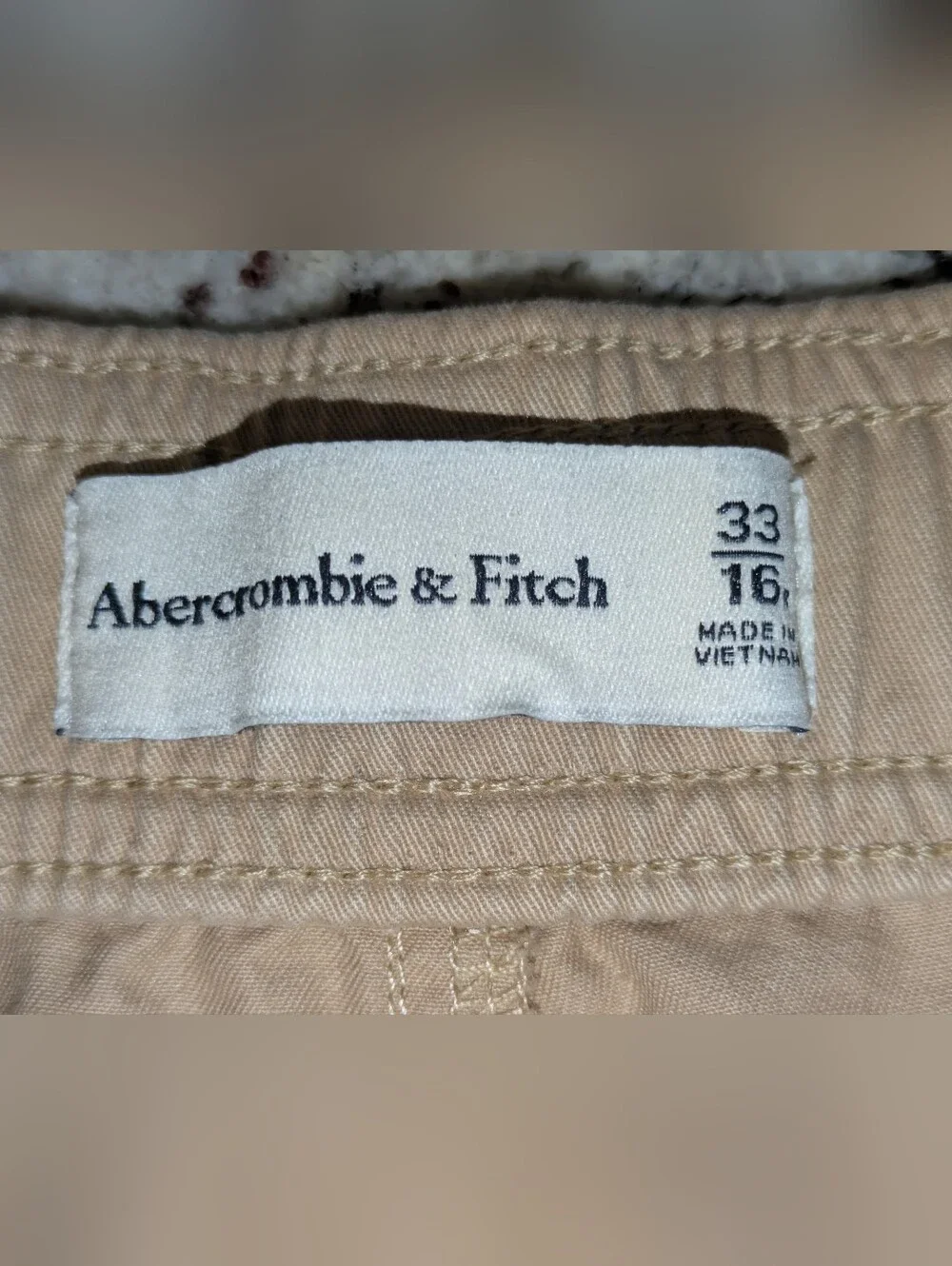 NWT Abercrombie & Fitch Men's Tan Cargo Pants Size 33x32 Relaxed Utility Pockets